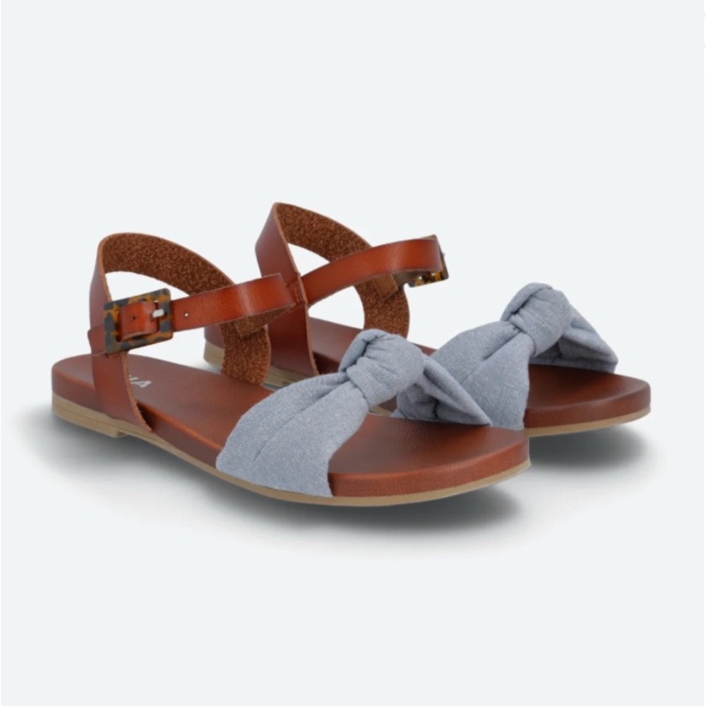 Mia Sandals